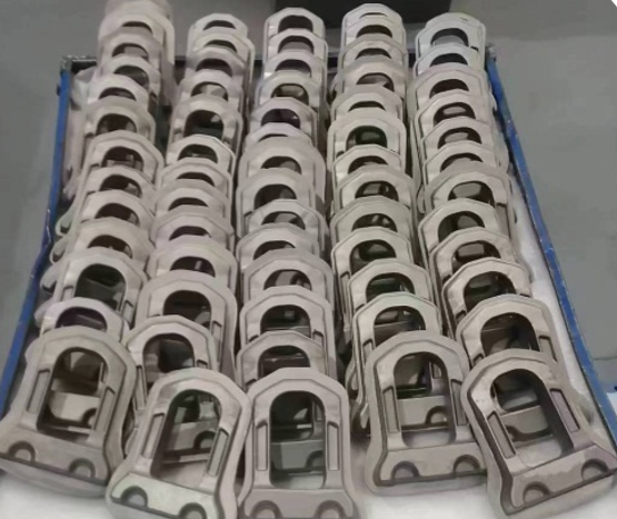Superalloy precision forgings